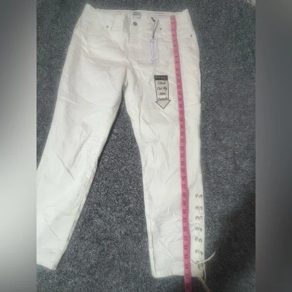 NWT / d. jeans Women's White Ankle Jeans plus size 16 - Picture 5 of 11